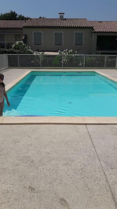 Bastide Au Pieds Des Alpilles St Remy De Provence Piscine Partagee Dans Residence Saint-Rémy-de-Provence Buitenkant foto